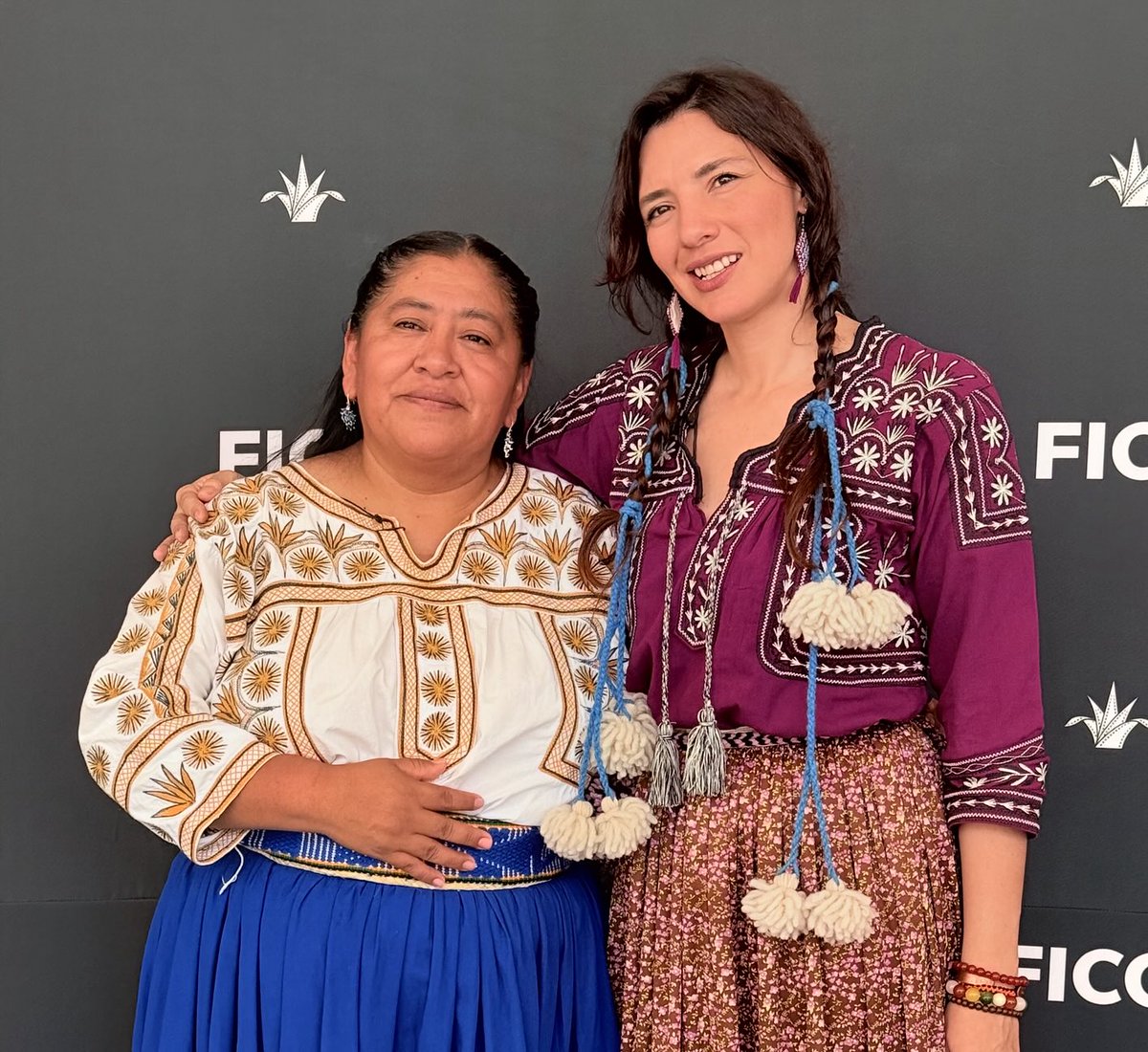 Lila Avilés (@lilaavilescine) on Twitter photo Ya listas para presentar MÚSICAS con la maestra Leticia Gallardo hoy en <a href="/FICGoficial/">FICG Oficial</a> ✨✨✨✨✨🎼🎼🎼!!! Ya listas para presentar MÚSICAS con la maestra Leticia Gallardo hoy en <a href="/FICGoficial/">FICG Oficial</a> ✨✨✨✨✨🎼🎼🎼!!!