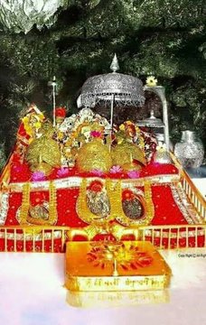 जय माँ शेरावाली जगदम्बे 🙏
भक्त सच्चे हृदय से माता का स्मरण और ध्यान करते हैं, जिससे वे माता की कृपा प्राप्त करते हैं और माता वैष्णो देवी उनकी  हमेशा रक्षा करती हैं. 
जय माता दी🙏🚩
#शुभ_प्रभात_वंदन