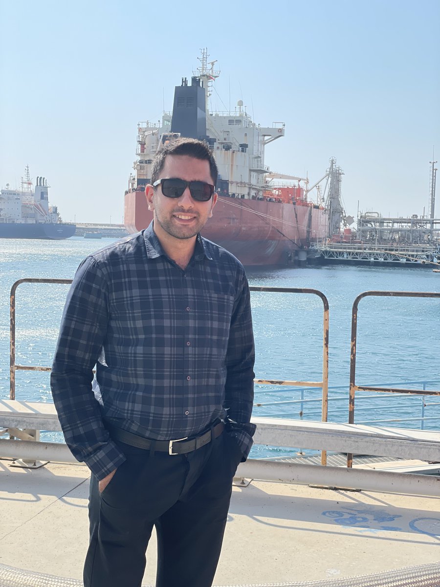 DSRL_UCDMECH's tweet image. Welcome Mohammad Motallebi to your #PhD in #FlowDyn RDD/966 Sustainable Energy Authority of Ireland (SEAI) project. He will be working in University College Cork with Jimmy Murphy focusing on wave basin testing and #flexible #structures.
@UCDmechanics