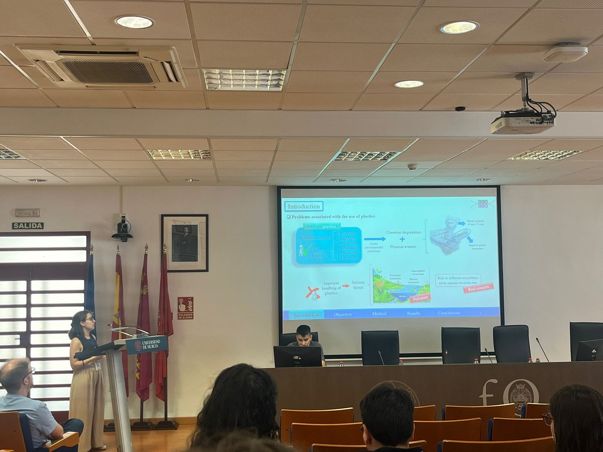 Symposium Young Chem-Phys researchers - UM tweet media