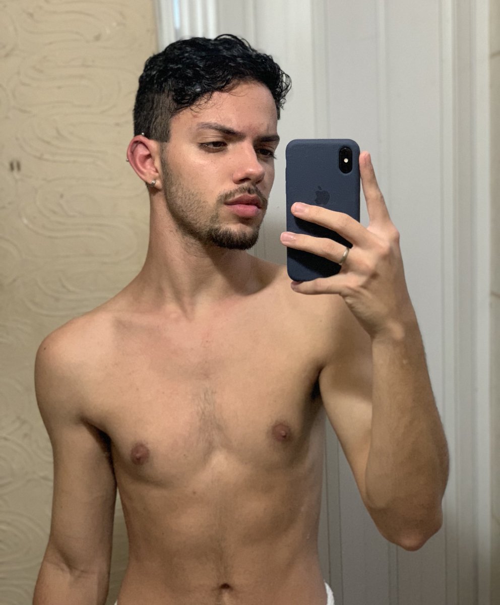 _Torbanii's tweet image. as vezes me pego pensando em como sair de uma relacionamento tóxico faz muito bem