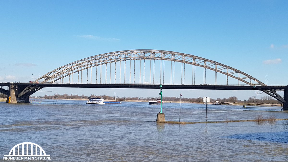 Over de waalbrug.......thuiskomen 😍