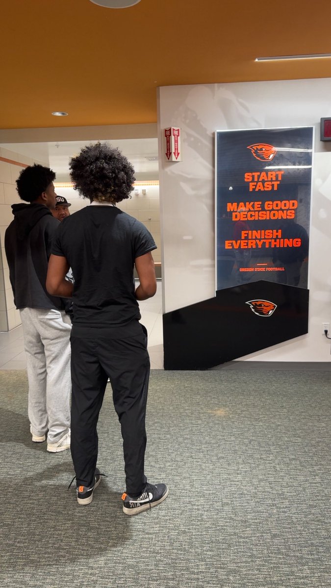 Thank you <a href="/JRMoala/">Coach JR Moala</a> <a href="/AliRiel5/">Ali Riel</a> for squeezing me and my teammate <a href="/JaidenFlores_21/">Jaiden Flores 3 ⭐️</a> in for a visit at Oregon state. Can’t wait to continue building a connection!!
<a href="/PatMcCann7/">Pat McCann</a> <a href="/Coach_Bray/">Trent Bray</a> <a href="/itsGundy/">Ryan Gunderson (aka Gundy)</a> <a href="/CoachLangsdorf/">Danny Langsdorf</a> <a href="/BrandonHuffman/">Brandon Huffman</a> <a href="/CoachDantePerez/">Coach Dante</a> <a href="/_CoachAdams9/">Coach D-A</a> <a href="/nathanfranzino/">Nathan Franzino</a>