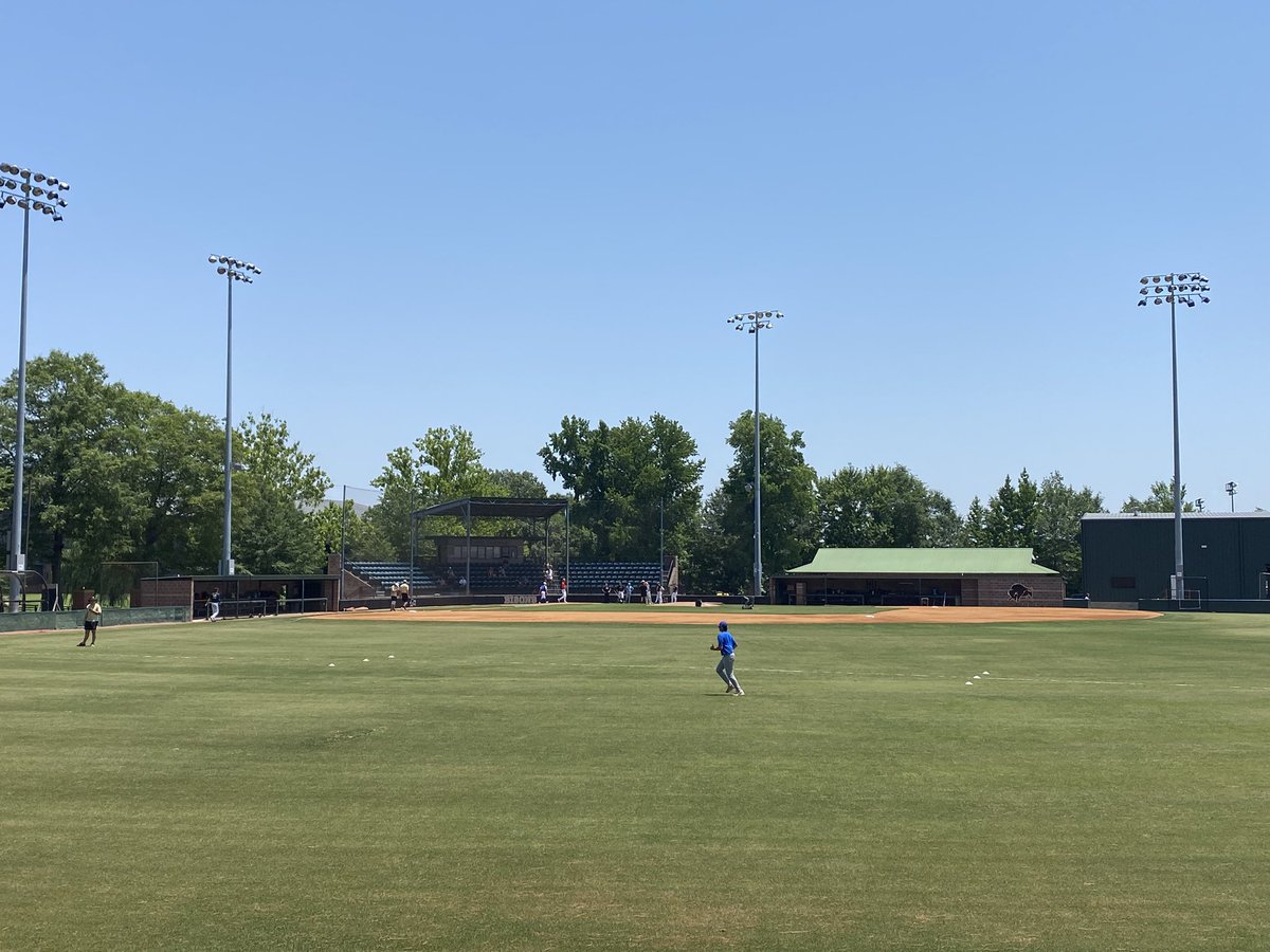 cothernjohnny10's tweet image. Just wrapped up a great visit to Harding University with my son! Grateful for the warm welcome and the opportunity for him to take part in the 2-day elite camp. Beautiful campus, top-notch facilities, and a great experience all around! #HardingUniversity #EliteBaseballCamp
