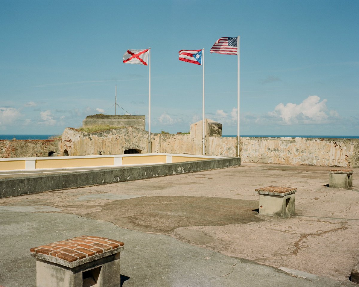 El Morro

From my new series, The Island of Enchantment - 

Available for .15 ETH on reserve on SuperRare