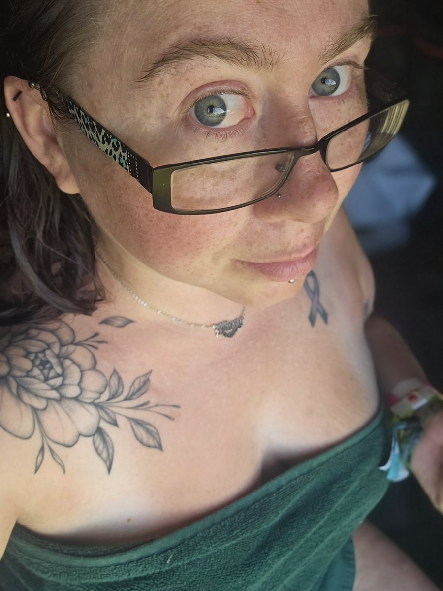 Miss Stacie X (@missstacie_x) on Twitter photo Making freckles and white bits at #download2025
Cocktail monies PayPal = missstaciex@gmail.com
Come on you piggies 🐷 💰 🤑
#paypig #cashpig #humanatm #submissives #findomme Making freckles and white bits at #download2025
Cocktail monies PayPal = missstaciex@gmail.com
Come on you piggies 🐷 💰 🤑
#paypig #cashpig #humanatm #submissives #findomme