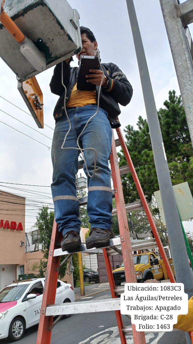 OVIAL_SSCCDMX (@ovialcdmx) on Twitter photo <a href="/Luismi07777/">Luismi</a> <a href="/PORLASAGUILAS/">LAS AGUILAS ®️</a> <a href="/EnlaceTAguilas/">ENLACE TERRITORIAL AGUILAS®️</a> <a href="/GobCDMX/">Gobierno de la Ciudad de México</a> ¡Buenas tardes!
Personal técnico de #TránsitoCDMX habilitó semáforos en Calzada de las Águilas y De los Petreles, <a href="/AlcaldiaAO/">Alcaldía Álvaro Obregón</a>. <a href="/Luismi07777/">Luismi</a> <a href="/PORLASAGUILAS/">LAS AGUILAS ®️</a> <a href="/EnlaceTAguilas/">ENLACE TERRITORIAL AGUILAS®️</a> <a href="/GobCDMX/">Gobierno de la Ciudad de México</a> ¡Buenas tardes!
Personal técnico de #TránsitoCDMX habilitó semáforos en Calzada de las Águilas y De los Petreles, <a href="/AlcaldiaAO/">Alcaldía Álvaro Obregón</a>.
