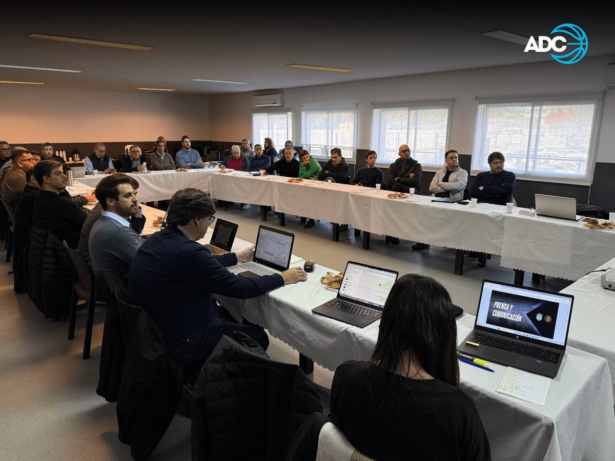 📝 Se realizaron las reuniones de categoría pensando en la Temporada 2025/26

Mirá todos los detalles en esta nota 👇
laliganacional.com.ar/lfb/page/notic…