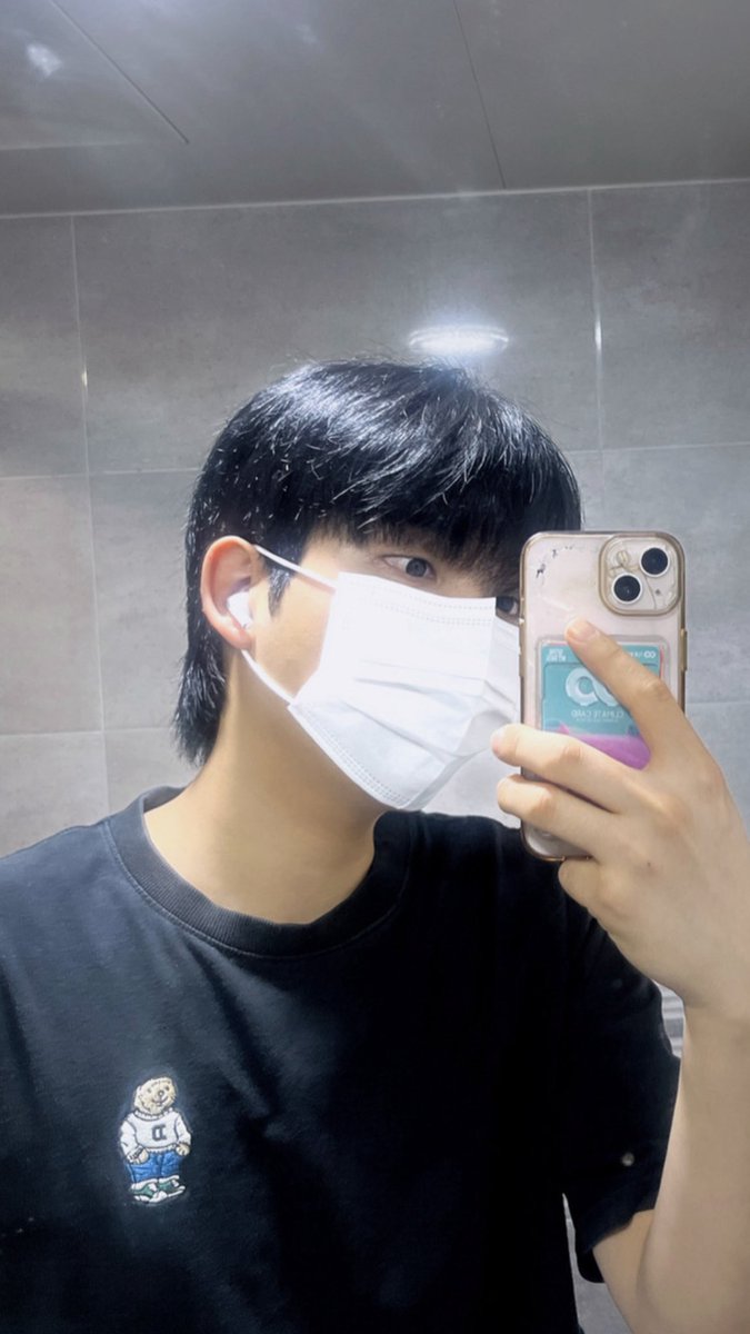 555572L's tweet photo. mood https://t.co/rMLy3tXfK4