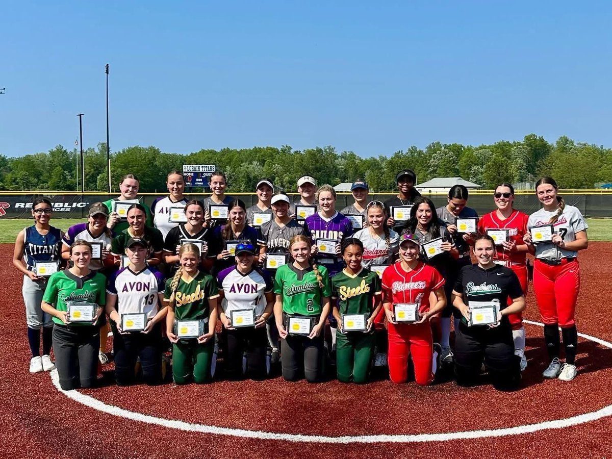 What a fantastic day for softball at the Lorain County Senior All-Star game! It was awesome to see these girls who played together for so many young years all on the same field again-bittersweet❤️🥎