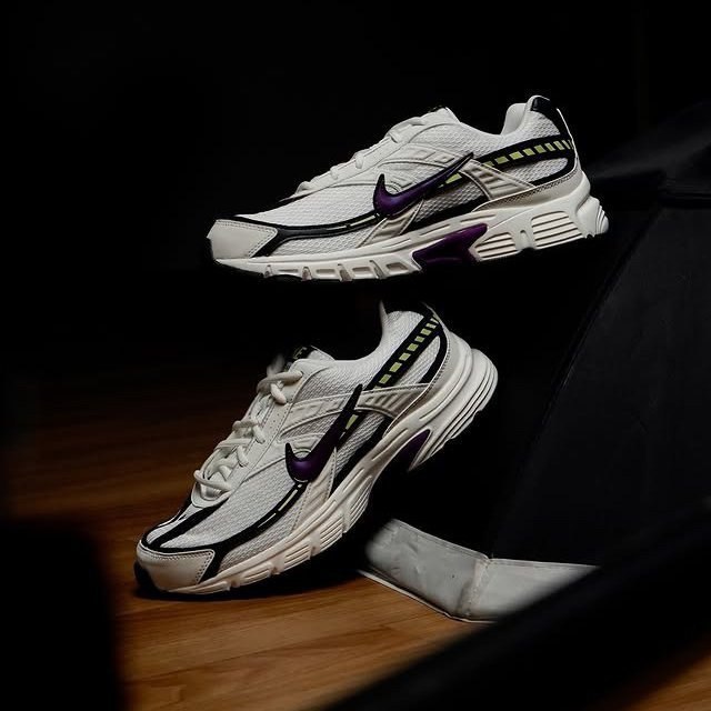 VOCÊ VAI FICAR BONITÃO COM ESSE NIKE NO PÉ 

Tênis Nike Initiator

De R$ 699 por R$ 483  
Use o Cupom: MELIVALE12

mercadolivre.com/sec/1zmRQna