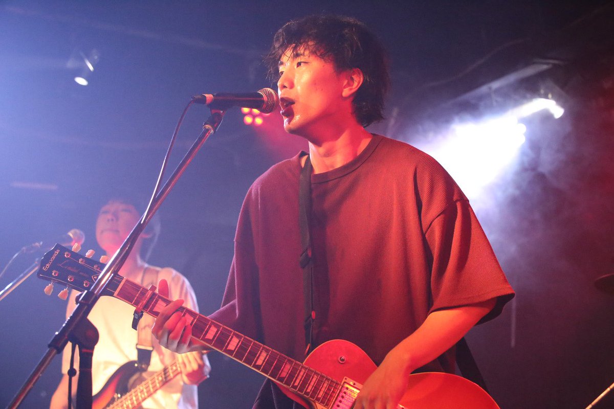 spat_official_'s tweet photo. 2025.6.8(日)

Light’n Fluffy 初自主企画
『Film』 

1.でっかい音を
2.歪み
3.息抜きの応援歌
4.遊び場
5.日常
6.ナンバーワン！(cover)
7.ライバル
8.君のバンドになりたい
9.でっかい音を
10.歪み
#スペートノオト
#インディーズバンド https://t.co/SC3jLYqVSo