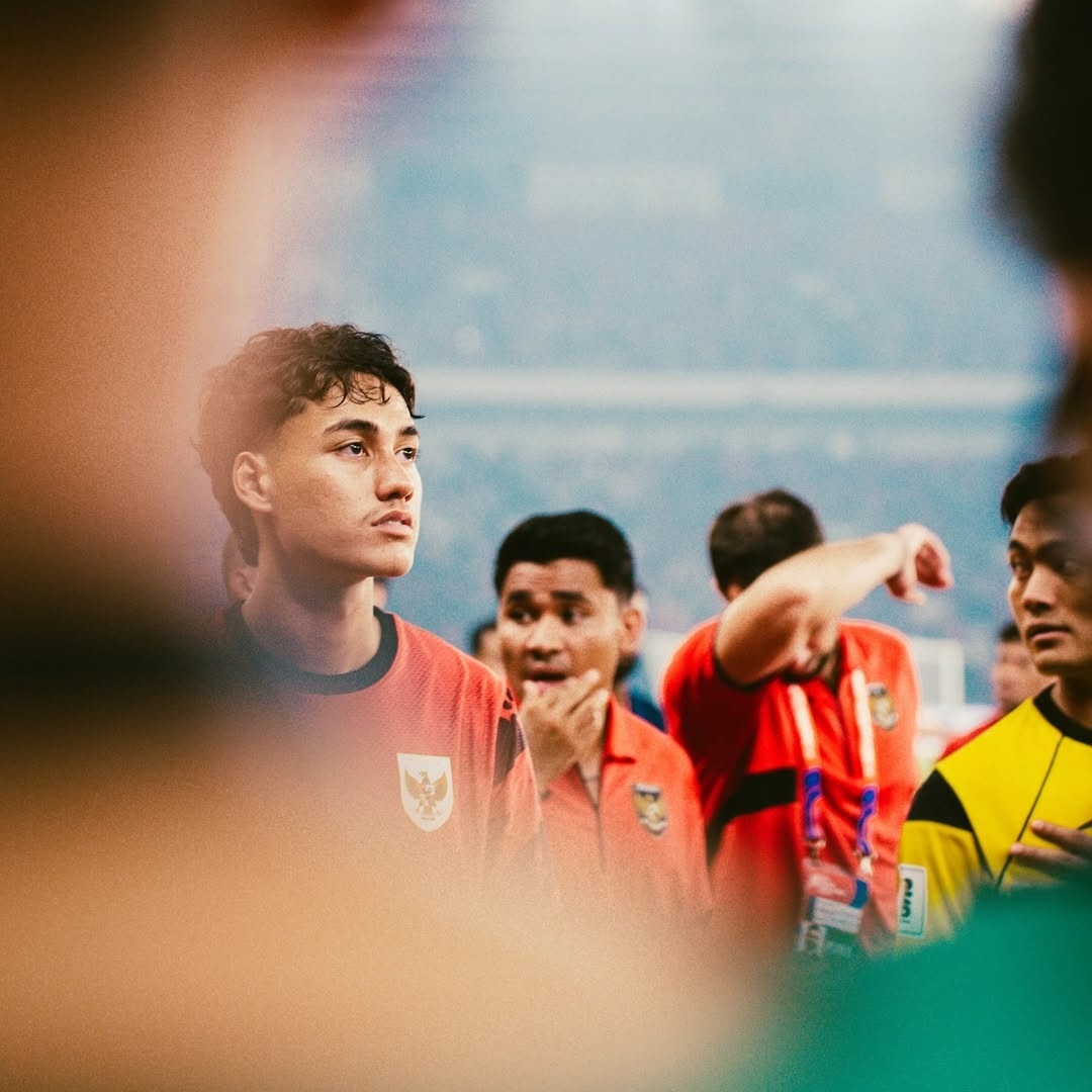 ON - CHECK PINNED!🤍 tweet media