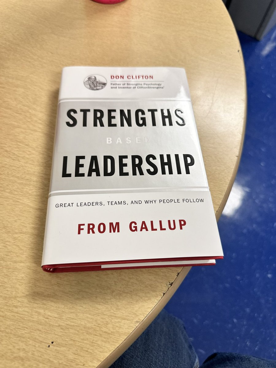 Love being surprised with a good book 😉 <a href="/FCPSMaryland/">FCPS-MD</a> <a href="/FCPSLeads/">FCPS Leadership Development</a>