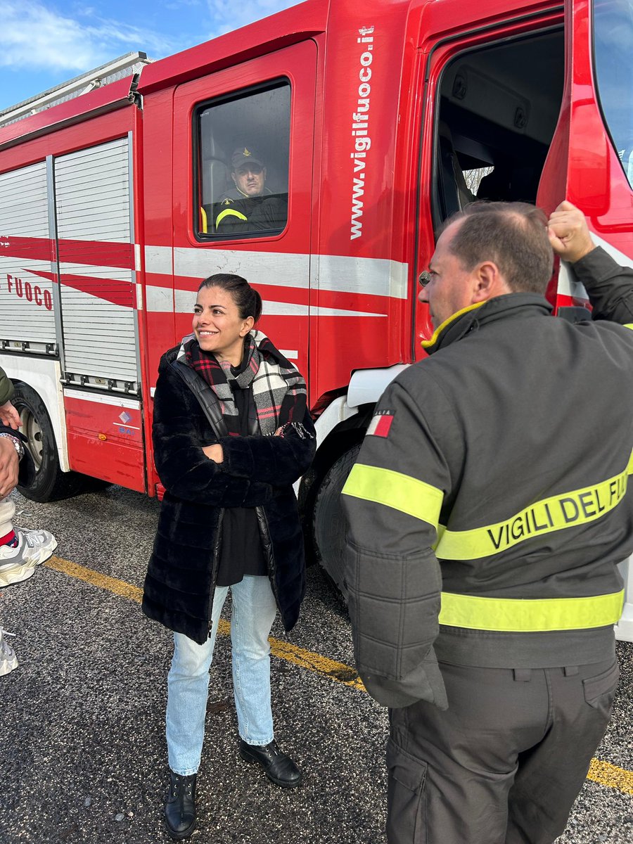 𝐀𝐋 𝐅𝐈𝐀𝐍𝐂𝐎 𝐃𝐄𝐈 𝐍𝐎𝐒𝐓𝐑𝐈 𝐕𝐈𝐆𝐈𝐋𝐈 𝐃𝐄𝐋 𝐅𝐔𝐎𝐂𝐎. 𝐂𝐎𝐍𝐂𝐑𝐄𝐓𝐀𝐌𝐄𝐍𝐓𝐄

Due anni e mezzo fa, tramite un’interrogazione parlamentare sollecitata dal Co.Na.Po, ho chiesto al Governo di intervenire con urgenza per sanare una situazione