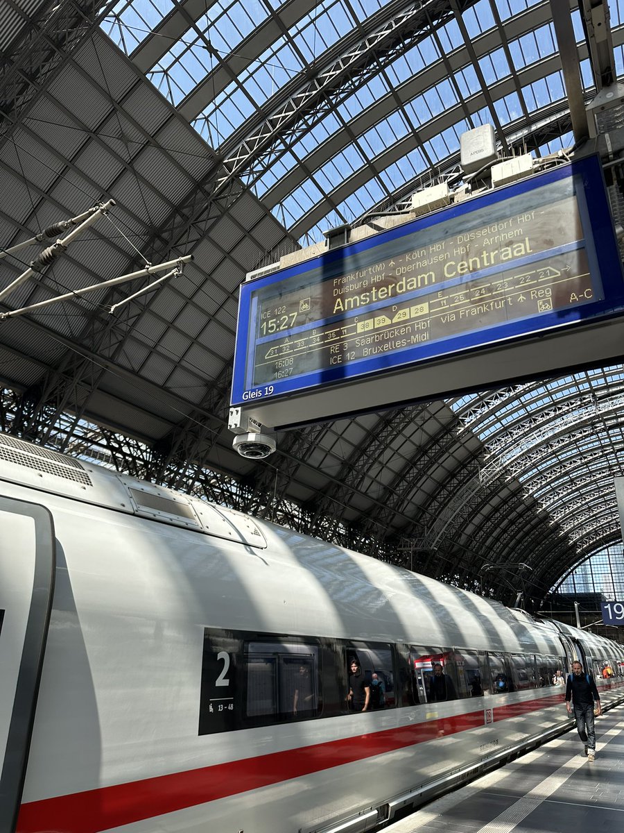 Akanksha Dharkar (@akankshakana) on Twitter photo On my way to #Amsterdam for the <a href="/ReactSummit/">React Summit</a> tomorrow. Super excited for <a href="/shrutikapoor08/">Shruti Kapoor</a>’s talk. LFG!!
Also just saw the Cologne Cathedral on my journey - WOW On my way to #Amsterdam for the <a href="/ReactSummit/">React Summit</a> tomorrow. Super excited for <a href="/shrutikapoor08/">Shruti Kapoor</a>’s talk. LFG!!
Also just saw the Cologne Cathedral on my journey - WOW