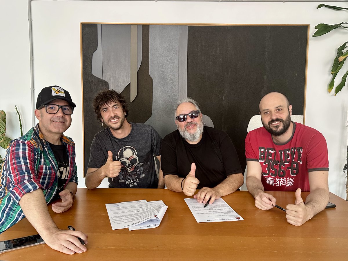 La Central De Comunicación (Oficial)***** (@lacentraldc) on Twitter photo #Vértize fichan por #laoficinaproducciones
Acuerdo q firmamos para con esta joven banda con la prestigiosa agencia de CONTRATACIÓN Y MANAGEMENT de La Oficina Producciones que apuesta acertadamente -con su gran equipo humano- por nuevas bandas de Rock
#Firmando #MNG <a href="/ChemaGallego/">Chema Gallego (Oficial)*****</a> #Vértize fichan por #laoficinaproducciones
Acuerdo q firmamos para con esta joven banda con la prestigiosa agencia de CONTRATACIÓN Y MANAGEMENT de La Oficina Producciones que apuesta acertadamente -con su gran equipo humano- por nuevas bandas de Rock
#Firmando #MNG <a href="/ChemaGallego/">Chema Gallego (Oficial)*****</a>