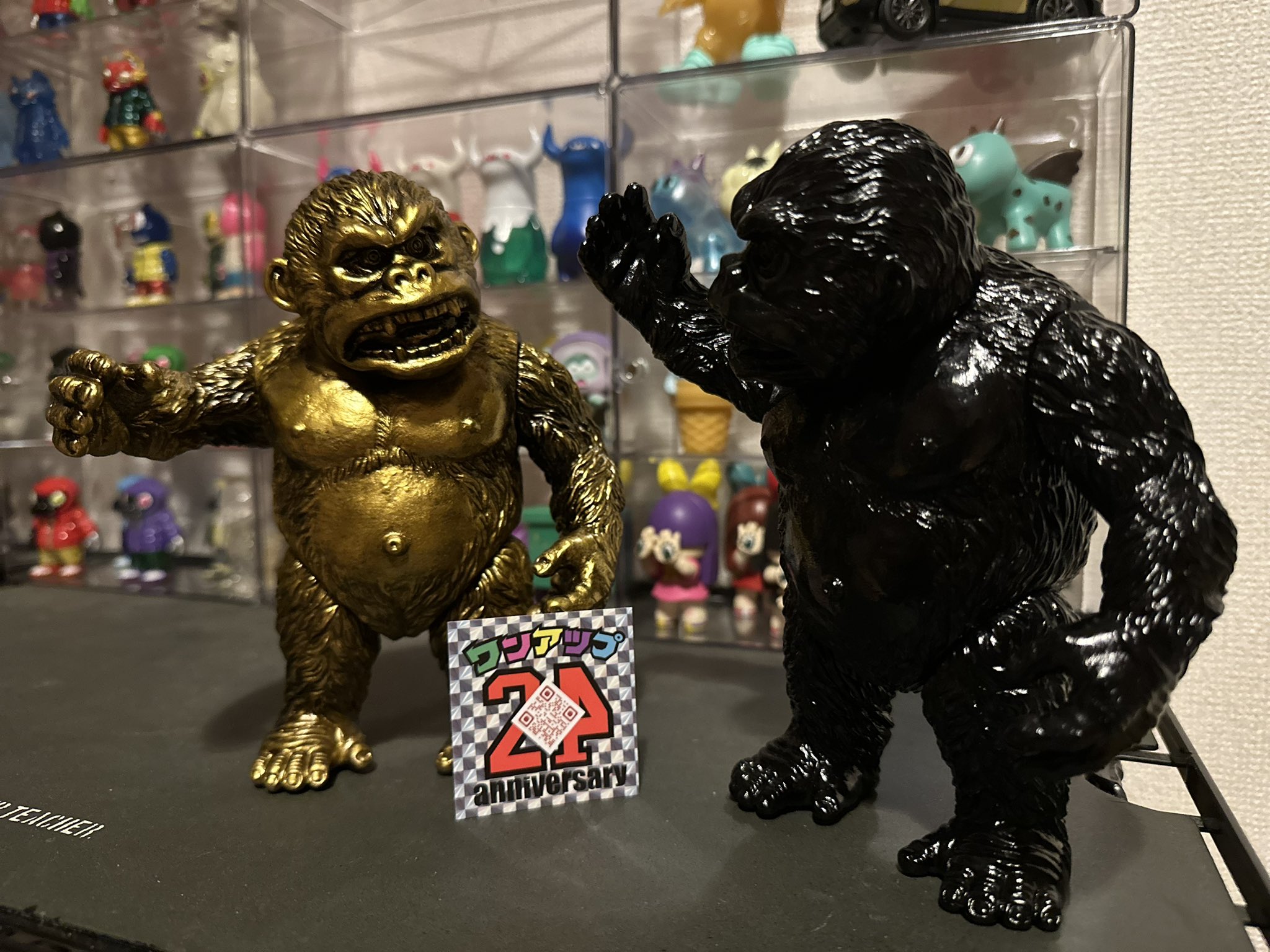 ゴリベーくん　ピコピコ 蛍光ピンク　デザイナーズトイ　One up. Yahoo!オークション -「one up.」(創作、オリジナル