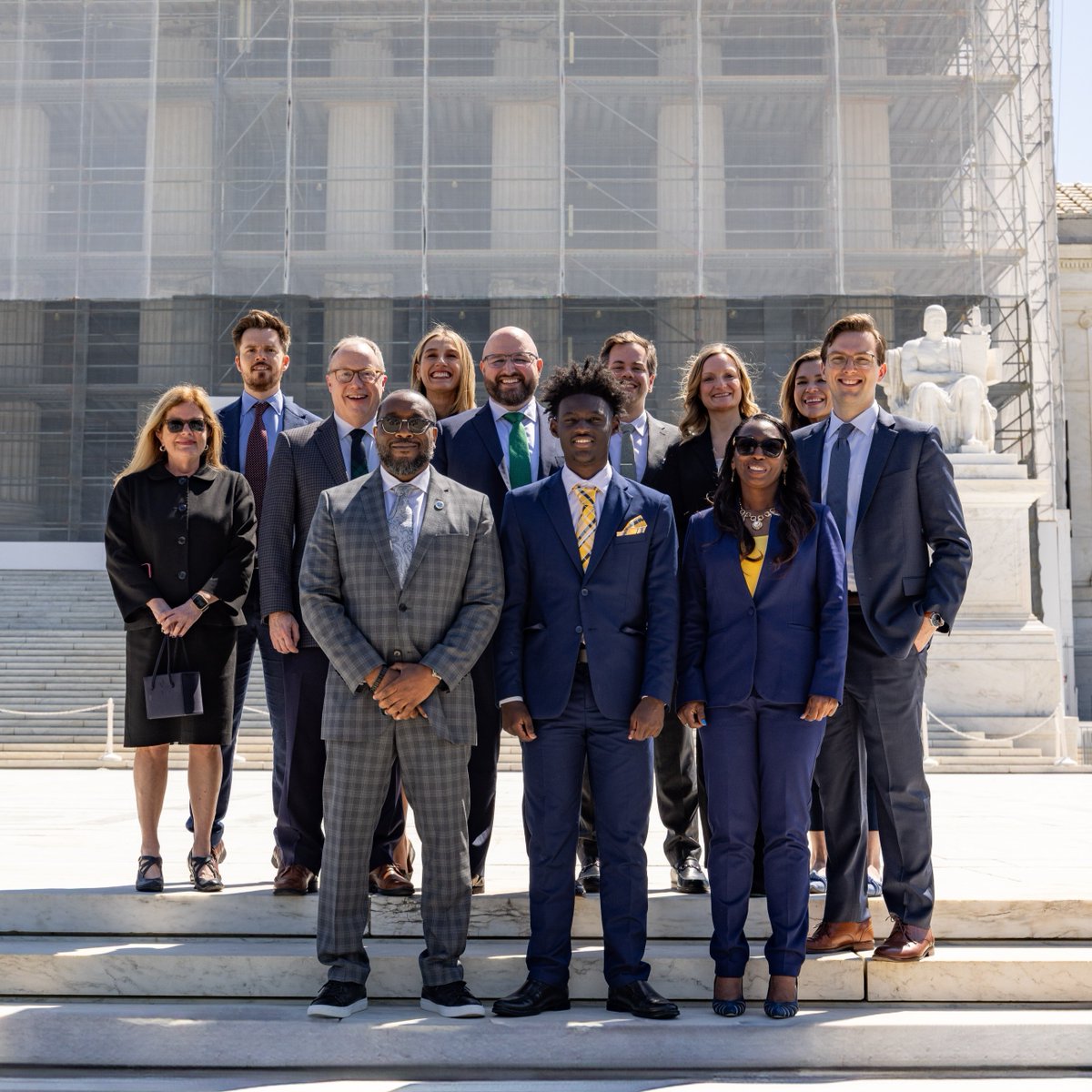 IJ's tweet image. VICTORY!!! Supreme Court Sides with Family in Wrong House Raid Case
In April, the Court heard argument in Martin v. United States.
Today we won!
#WrongHouseRaid #MartinVUS #SCOTUS #SupremeCourt