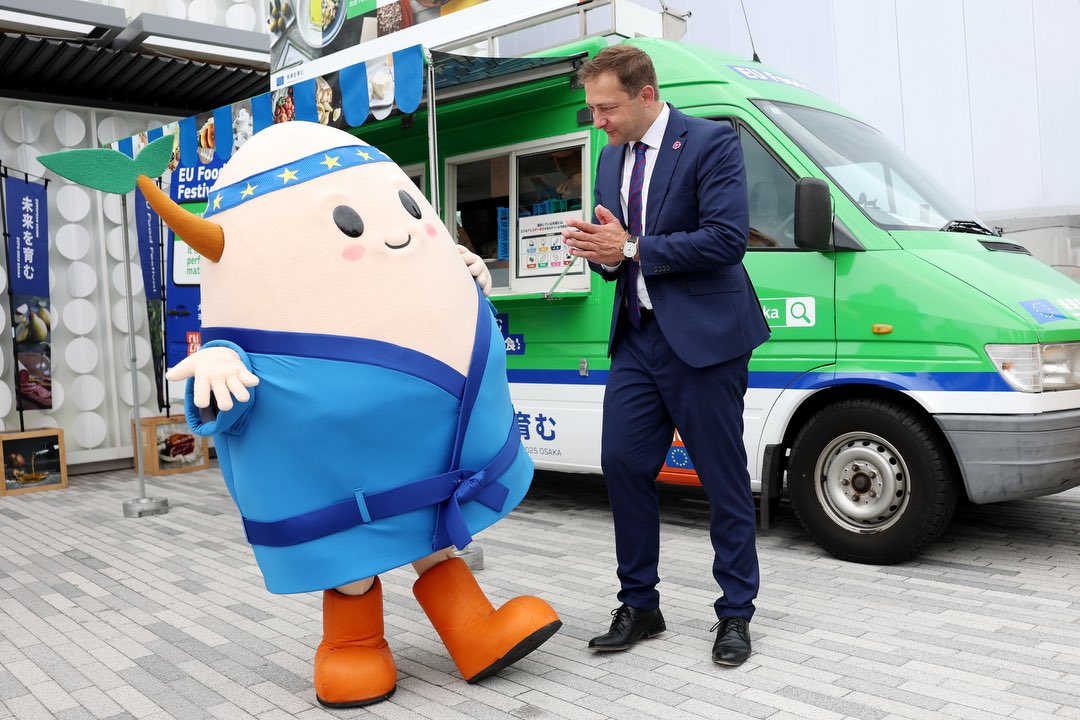 Christophe Hansen (@chanseneu) on Twitter photo Delighted to be at <a href="/expo2025_japan/">Expo2025 大阪・関西万博</a> 🇯🇵 during Agriculture & Food Week!
At the EU Pavilion, we showcase top-tier agri-food products, celebrating quality and authenticity.
Our 'Perfect Match' campaign bridges EU-Japan ties, bringing Europe’s best to the world’s table 🍽️🇪🇺 Delighted to be at <a href="/expo2025_japan/">Expo2025 大阪・関西万博</a> 🇯🇵 during Agriculture & Food Week!
At the EU Pavilion, we showcase top-tier agri-food products, celebrating quality and authenticity.
Our 'Perfect Match' campaign bridges EU-Japan ties, bringing Europe’s best to the world’s table 🍽️🇪🇺