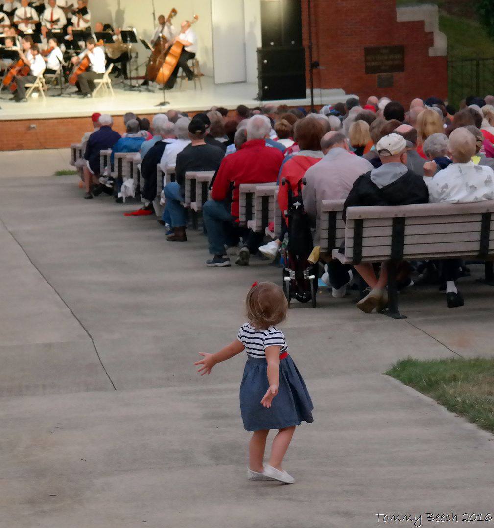 AshlandSymphony's tweet photo. Summer Bandshell season starts this Sunday! - https://t.co/OpLLO73RXC https://t.co/kLBjjAOrT2