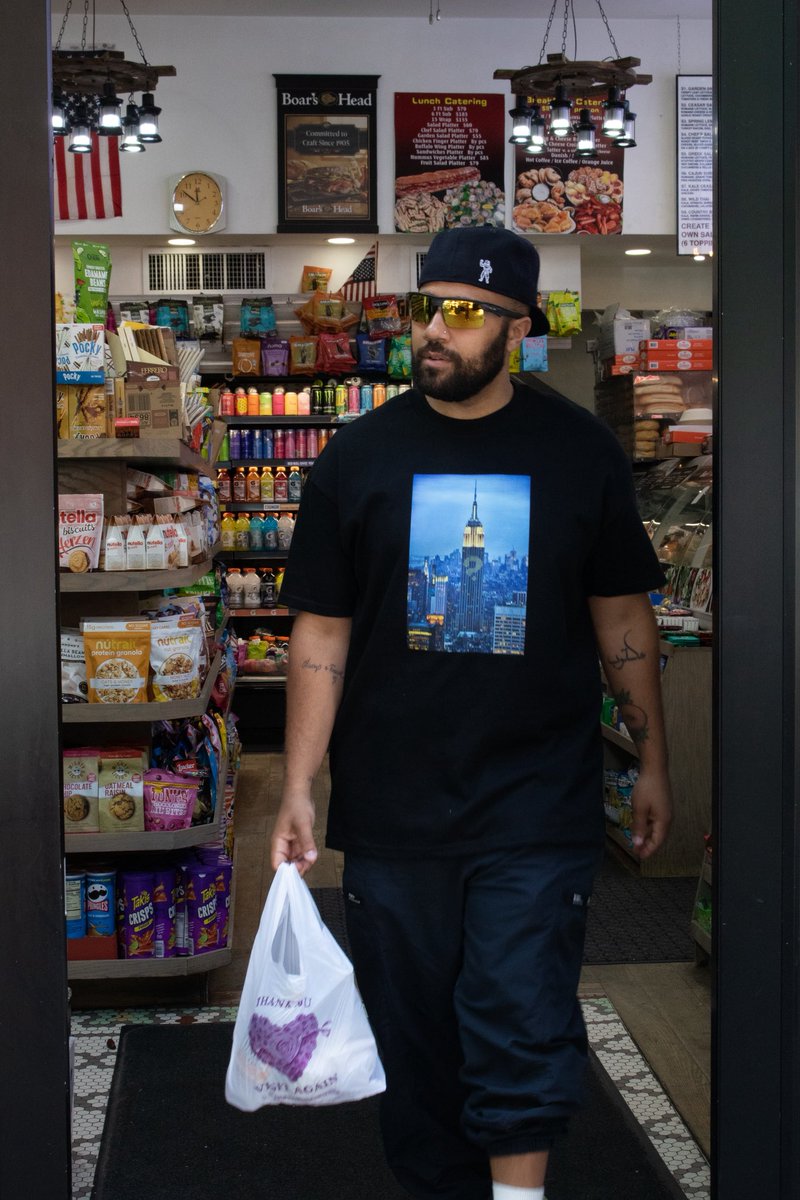 That_Kid_Andrew's tweet photo. Empire State Tee now available for purchase
https://t.co/HYkPncL9GL https://t.co/HEzCUJEVxz