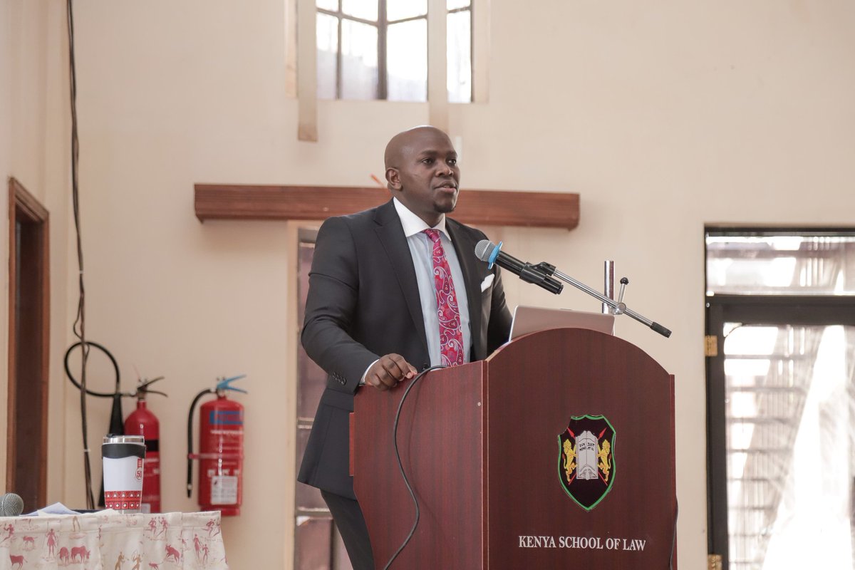 ManwaOH's tweet image. Thank you @LawSocietyofKe and @SchooIofLawKE for holding regular mentorship sessions for the benefit of students undertaking their ATP. Today's mentorship programme touched on " Bridging the gap: Navigating emerging ethical challenges and mastering trial Advocacy in the…
