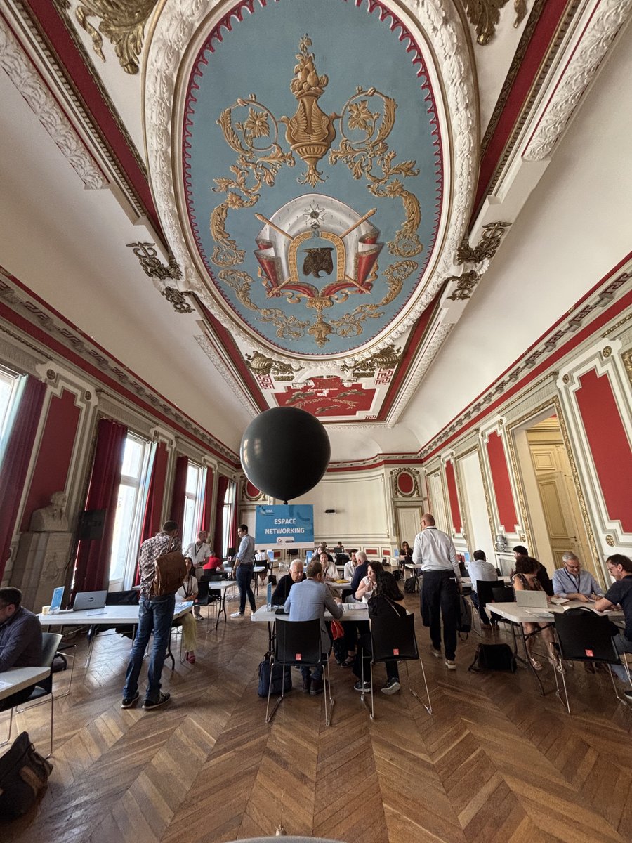 Decasoft_SSII's tweet photo. Aujourd’hui, Courtney et Nathalie représentaient Decasoft à la Journée Business de la CCI 💼

📌 Rencontres, ateliers pratiques &amp; favorisation des partenariats🤝💻

#Decasoft #ESN #CCI #businessday #partenariat https://t.co/e1CoT4XySP