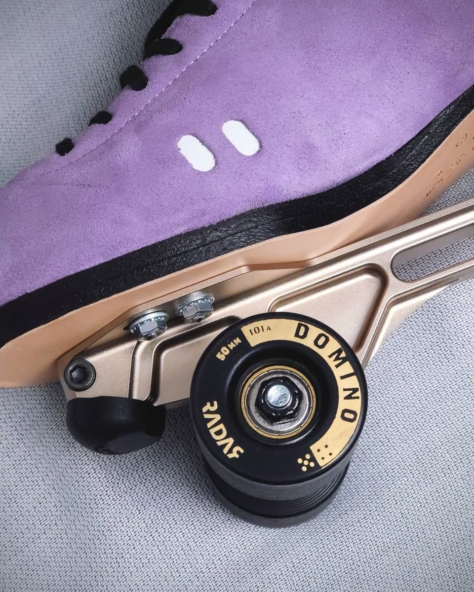 RiedellRoller's tweet photo. One skate session down, so many more to go!  New skate voyage with @dallinjeppson⁠ 🖤🛼💜⁠
⁠
⁠
🛼 @classicfuncentersandy⁠
⁠
⁠
#riedellroller #riedell3200 #riedellcolorlab #danceskate #rollerskate #jamskate⁠ https://t.co/16VwLk6UoY