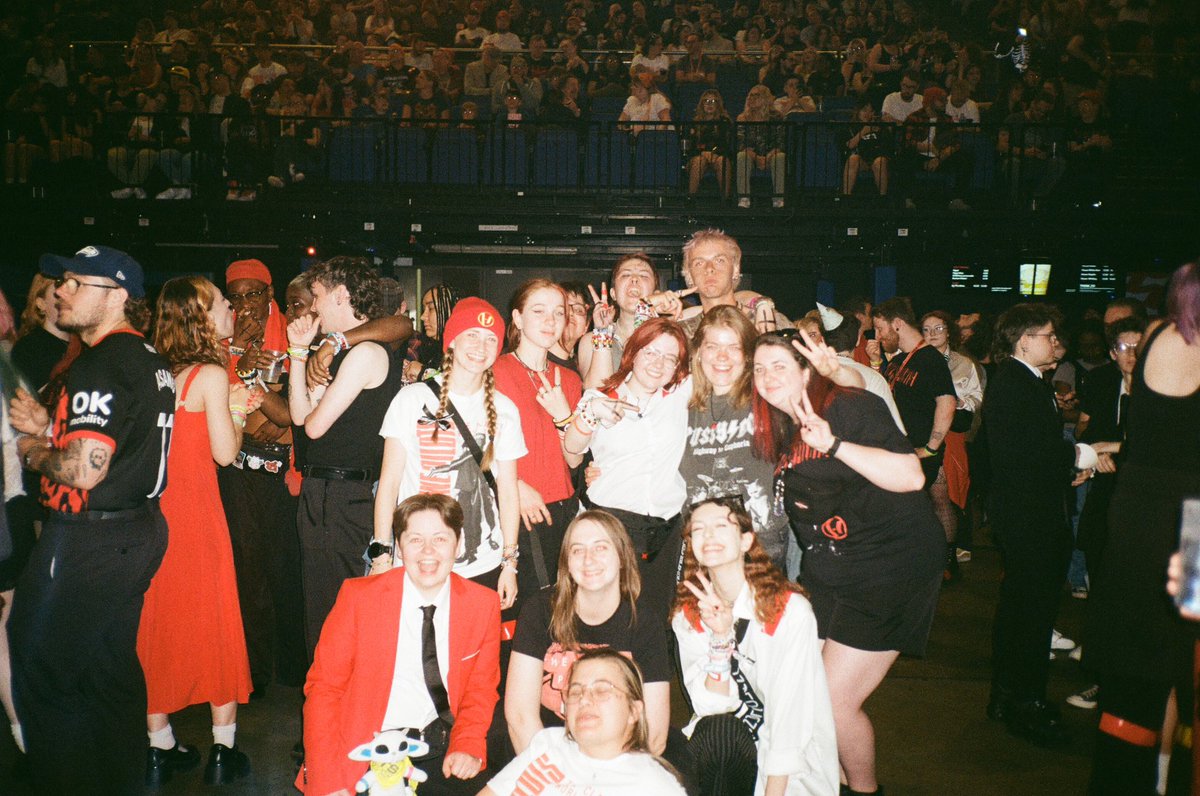 contuusions's tweet image. tour memories on film! 🫶