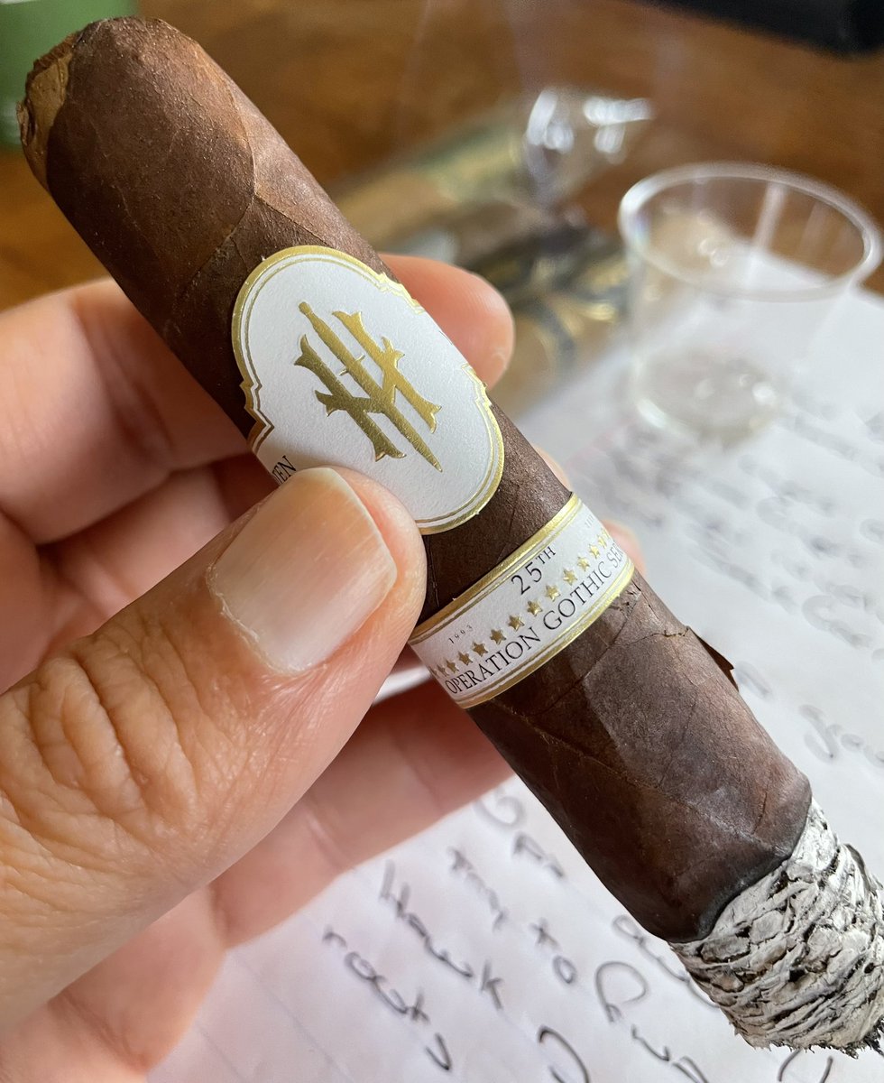 Not a bad way to start a Thursday. Cigar and Whiskey tasting with <a href="/HootenYoung_MTR/">hootenyoung_mtr</a> at 10:30am. 

#cigar #cigars