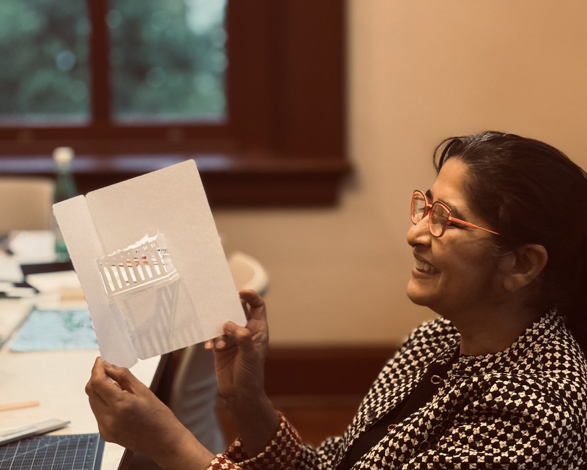 MandiraSareen's tweet image. #Hacked the Parthenon—in paper! At #PaperArchitecture Hack @HillCenterDC by @vivasthu. Explored Doric temples design, proportions &amp;amp; history through pop-up models. Grateful for the inspiring mix: DCOP&amp;amp;ED, @artomatic, nonprofit multifamily developers, lawyers &amp;amp; interns #DCevents