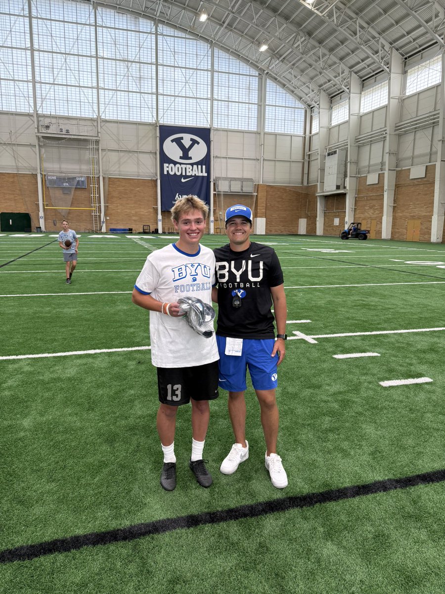 BodeHammond13's tweet image. Thank you @BYUfootball for a great specialist camp yesterday. I won the Feild goal with a 51 yard live rep! Thank you @dyl_almond and @Coach_Popp for watching me and helping me! 

•winning Feild goal
•one of my punts 4.50 hang time

@dyl_almond @Coach_Popp @CoachClarkJ…