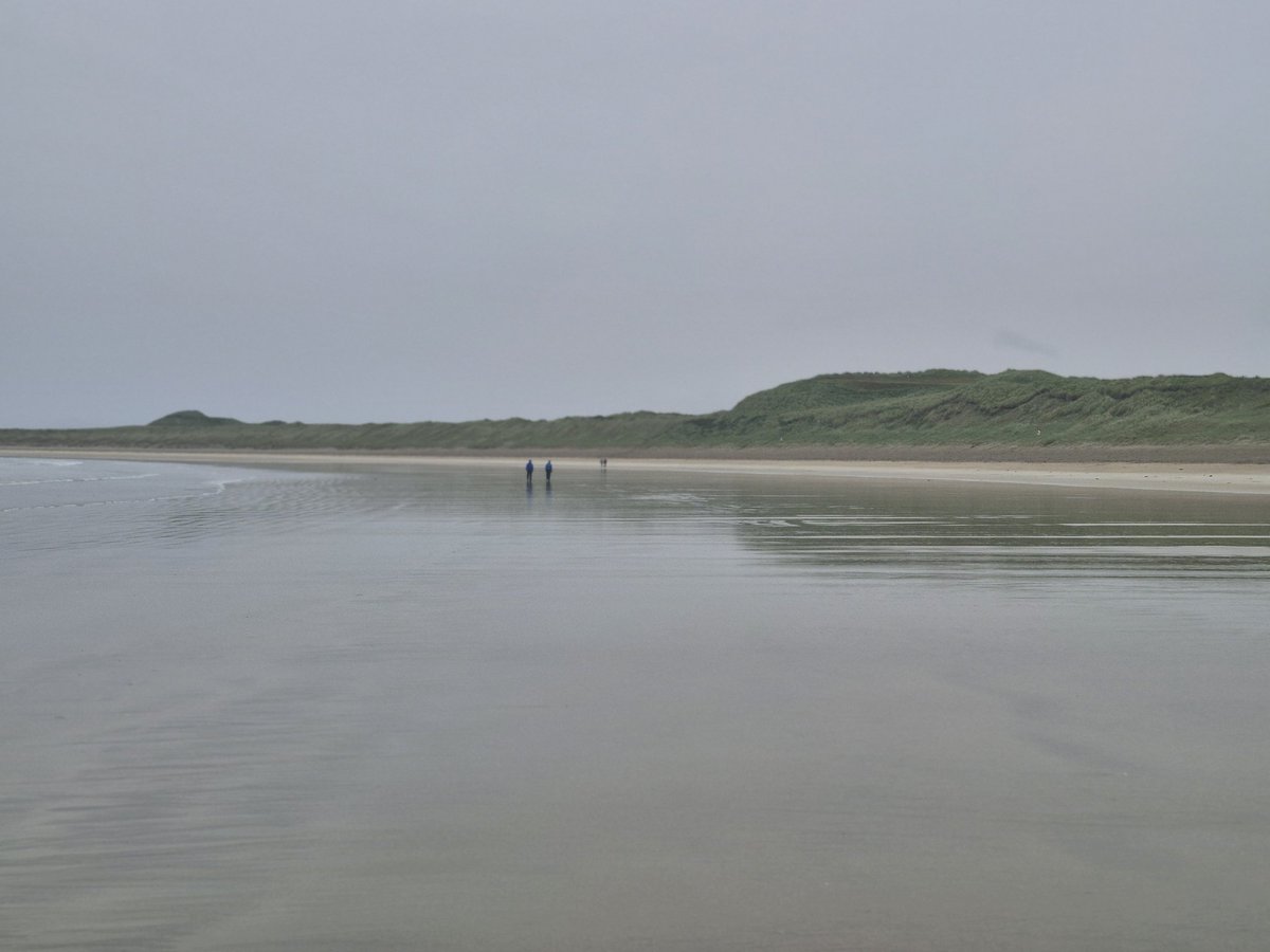 Harry Walsh (@harrywalsh65) on Twitter photo Despite talk of 'thunderstorms and lightning with intense downpours' today, there's always time for a walk on Narin #storm Despite talk of 'thunderstorms and lightning with intense downpours' today, there's always time for a walk on Narin #storm