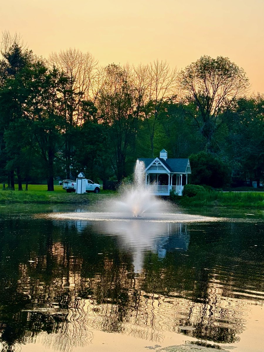 thepondandlake's tweet image. The perfect blend of functionality and aesthetics.

#PondAerator #ctpond #OutdoorLiving #WaterGarden #NatureLovers