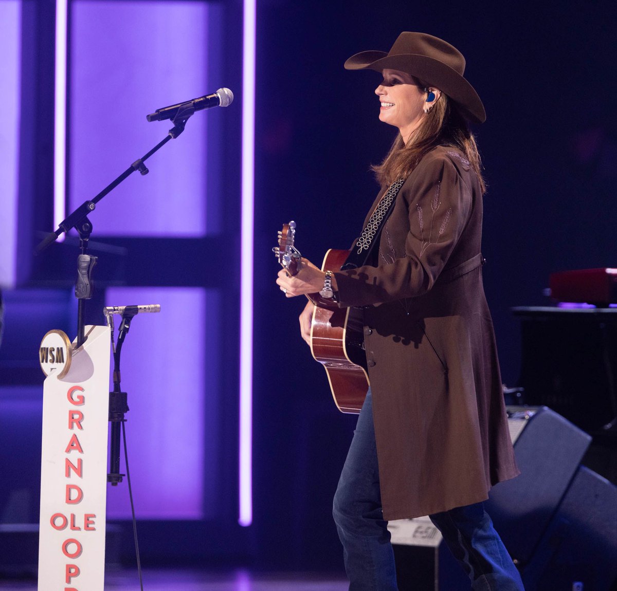 opry's tweet image. Happy Opry anniversary to @TerriClarkMusic! 

"I never thought I'd get to be a member. It's a tremendous responsibility, too. I feel like a lot of us who are younger members of the Opry really need to make sure that we pass down the tradition of it, and make sure that younger…