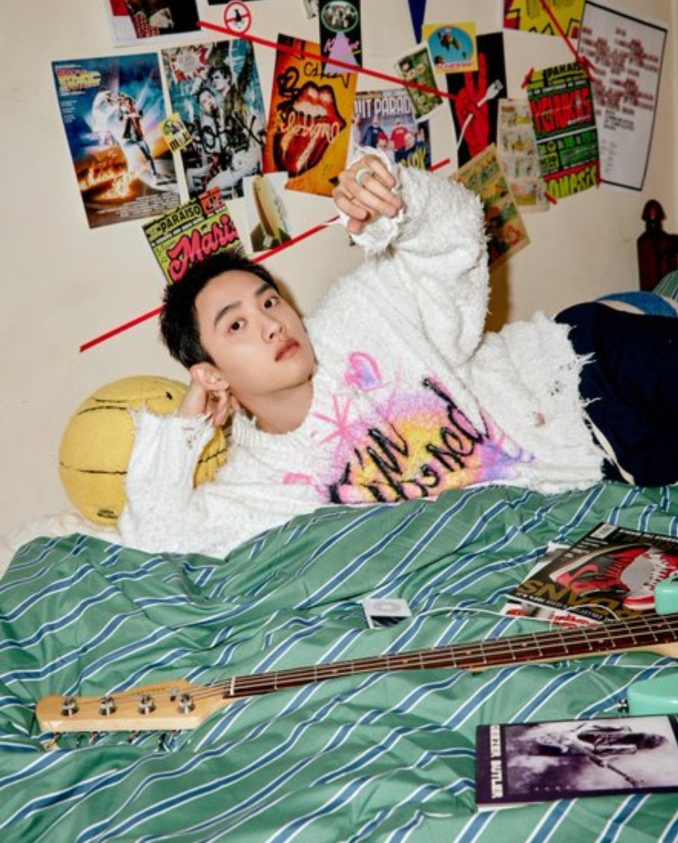 EXO's Kyungsoo re-debuts black hair for Bliss.