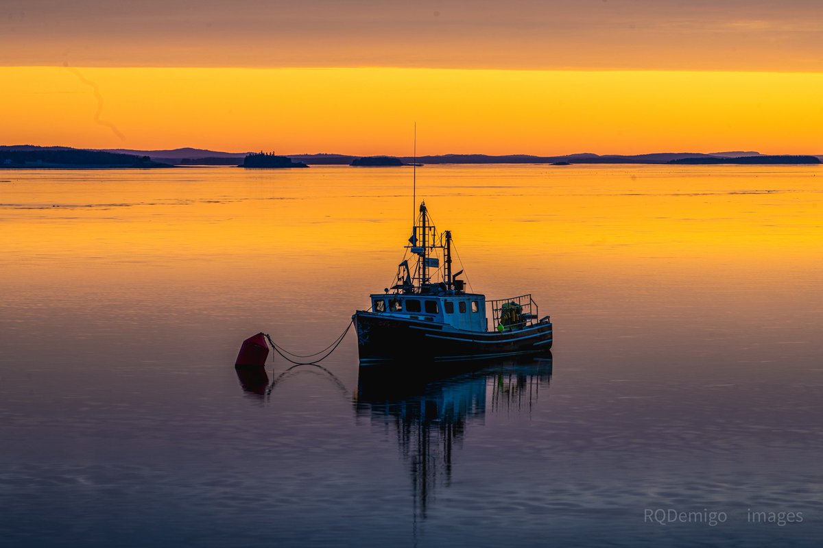 Lost in the moment.. sunrise glow. Lubec, Maine. #ItsAmazingOutThere
