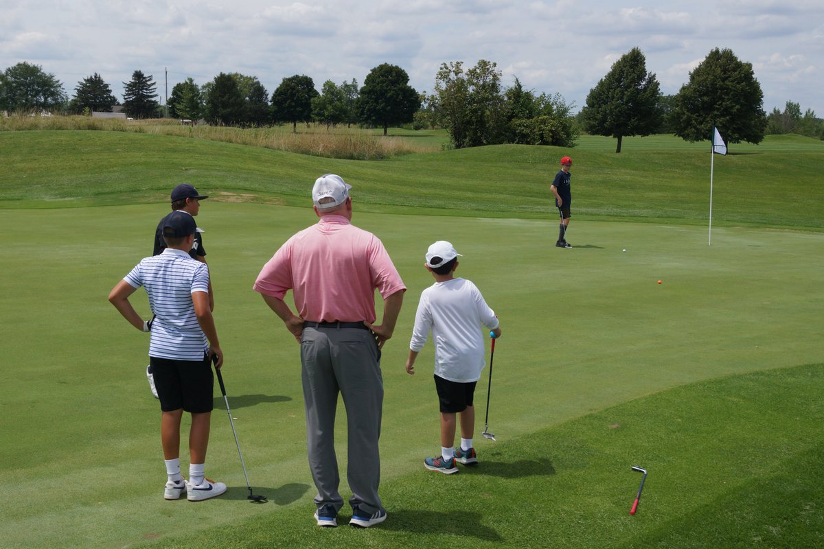 Whether you sign up for individual lessons, group lessons, or clinics, you'll experience top notch golf instruction from one of our certified PGA professionals, right here in Naperville! ️golfnaperville.org/brooks-golf-ac…