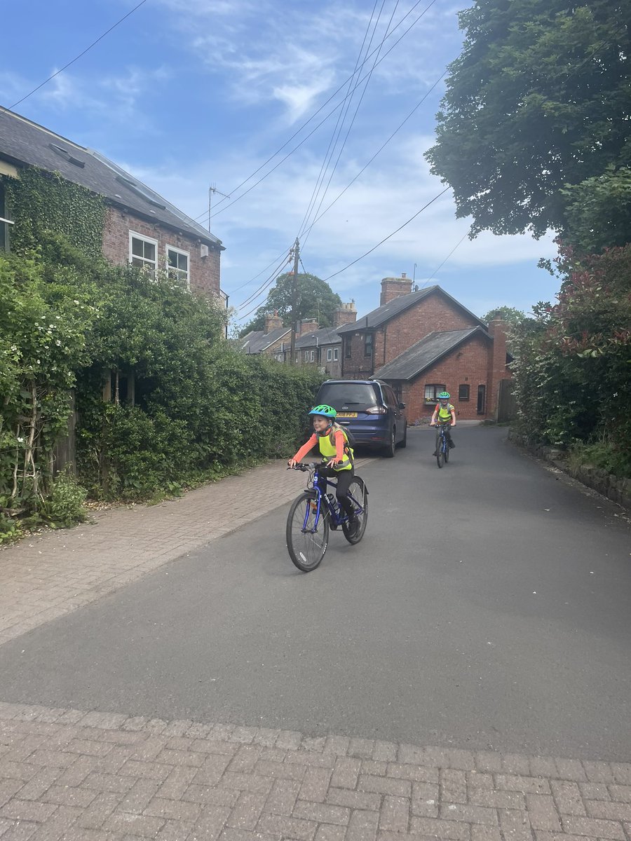 AMBERLEYPRIMARY's tweet photo. Year 5 have arrived at Broomley Grange after an incredible 28-mile cycle! π΄π Amazing effort from everyone β now itβs time to rest, relax and recharge before tea! π½οΈβοΈ #Year5Residential #CycleAdventure https://t.co/aBVKl9S5EV