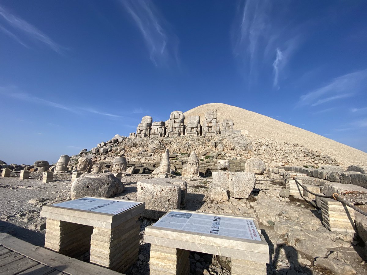 WhitleyBirder's tweet image. Our final day in Turkey is sadly at an end, and a fitting way to finish the trip by getting mega views of Kurdish Wheatear at Nemrut Dagi. A totally fantastic week of birding and company, finishing up on 35 lifers! Lots of photos to follow I’m sure…