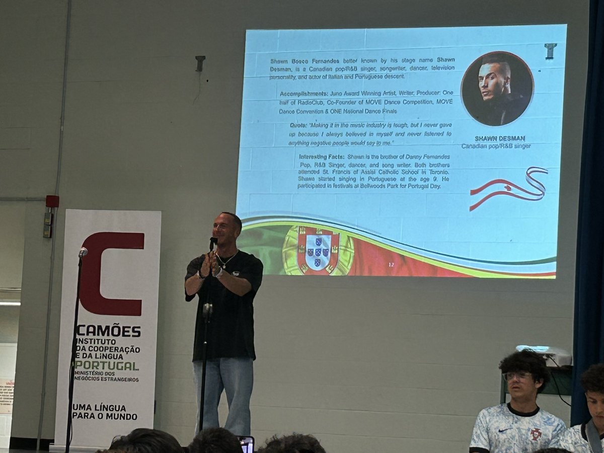 Piotrok's tweet image. A wonderful @TCDSB celebration of Portuguese culture at St. Sebastian school in Toronto. Team 218 loved it!
Big thank you to special guests @TrusteeDAmico & @DaRealSD !!! @TCDSB_RDAddario @4catholiced @LetraDavid