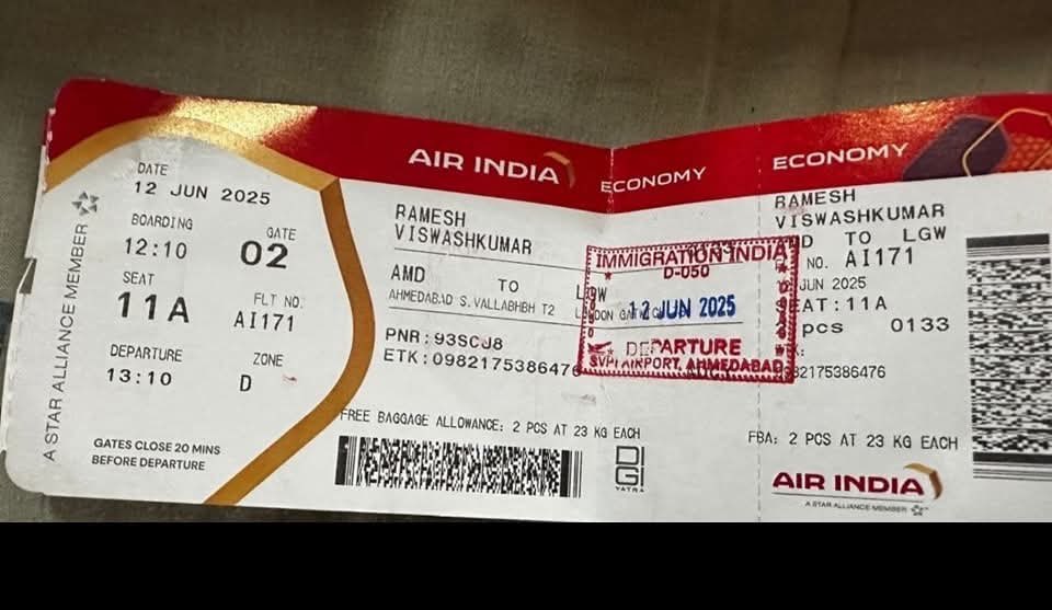 msihan48's tweet photo. This passenger miraculously survived the Ahmedabad plane crash, with Indian media reporting that the passenger in seat 11A escaped unharmed and jumped out of the emergency exit. https://t.co/HgOjYY1FiP