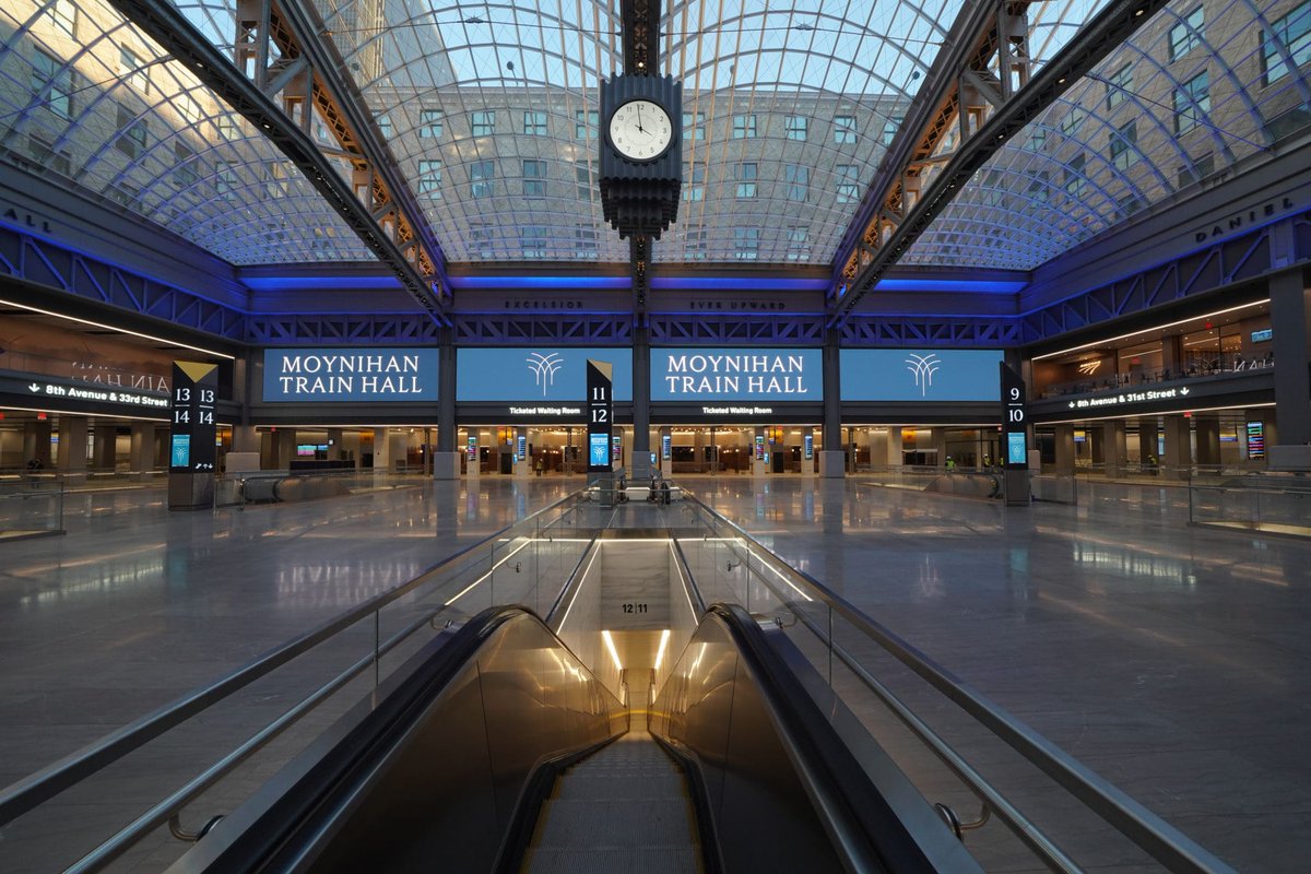 Sound that moves people! 🎶🚆 From historic design to modern transit, Moynihan Train Hall delivers an immersive travel experience with directional audio from SoundTube. 🔊 Hear the full story → loom.ly/t6tCsS4