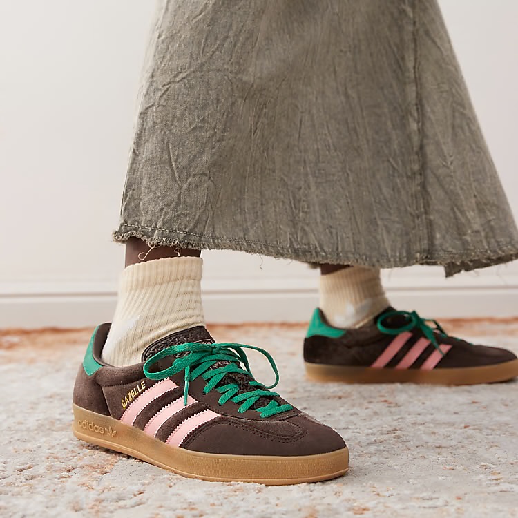 スニーカー ADIDAS GAZELLE INDOOR SNEAKERS IN VELVET AND SUEDE JustFreshKicks on X: