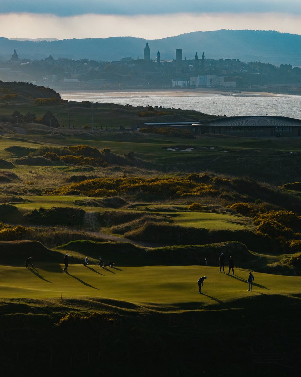 This is every golfer's home. 

#StAndrews #HomeofGolf
