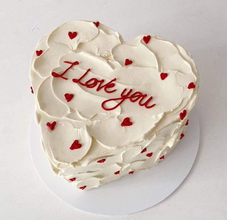 amphibioscafe's tweet photo. 🍄 - ,, 
              𝑷edido' ⋰  Happy Valentine's day

    𝑫e; Sosoh

    𝑷ara; @L0ND0NRP  solteiros de Londres 

📝 - ,, Feliz dia dos namorados, como diz minha mãe "sempre tem um louco por aí que vai te querer" 🤍 se sintam queridos https://t.co/bb8nzyWDDa