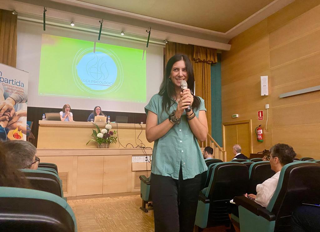 💚 Transformando el dolor, sembrando #esperanza.

👥️️ Del 10 al 12 de junio se está celebrando en Madrid el encuentro interprovincial de #AcciónSocial, con el objetivo de profundizar en el #CarismaVicenciano, acompañar el trauma y compartir buenas prácticas. #ObrasSocialesHHCC