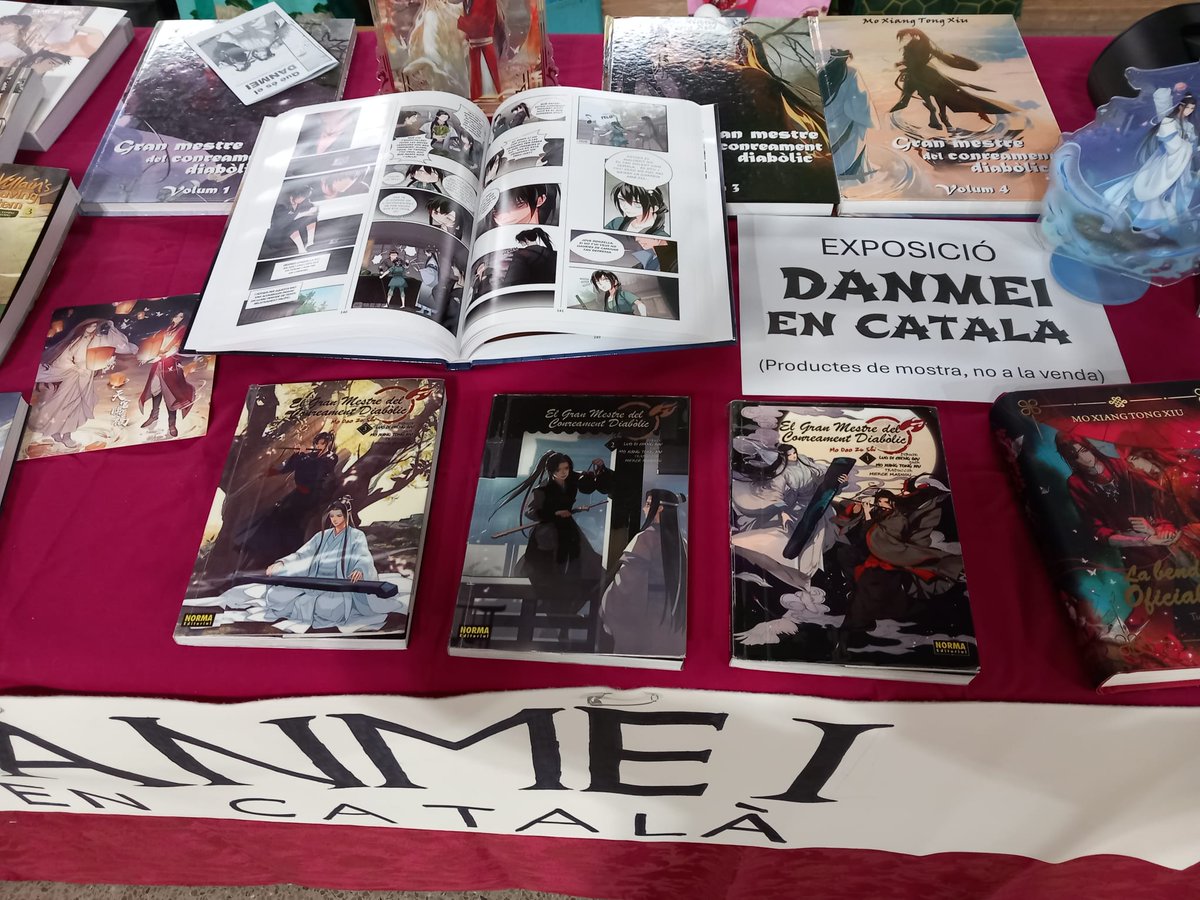 Ep, ep, ep... gent de <a href="/DanmeiEspana/">Danmei España</a>, <a href="/danmeilovekyoto/">danmei@京都検定1級挑戦中</a>, <a href="/danmei/">danmei</a> i tothom que vulgui saber com d'interessant és aquest gènere fantàstic! Serem a Calonge, en el marc del @mangacomiccalonge, el proper 20 de juny, fent una presentació que farà època!