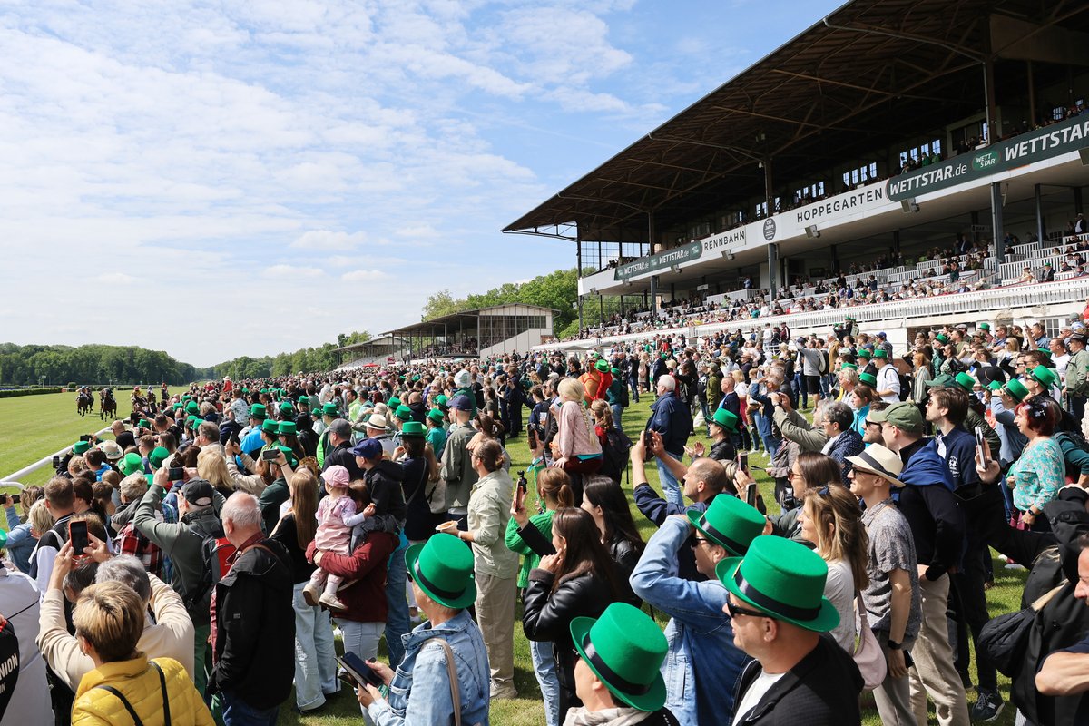 Ireland Embassy Berlin (@irlembberlin) on Twitter photo An Irish Race Day at Hoppegarten <a href="/RennbahnBerlin/">Rennbahn Hoppegarten</a>! 🏇☘️
The Embassy was delighted to support the 2025 Hoppegarten Irish Race Day. Deputy Head of Mission John Lynam was among the 8500+ attendees & presented the Ambassador of Ireland Race Prize on the day.
📸Frank Sorge/galoppfoto An Irish Race Day at Hoppegarten <a href="/RennbahnBerlin/">Rennbahn Hoppegarten</a>! 🏇☘️
The Embassy was delighted to support the 2025 Hoppegarten Irish Race Day. Deputy Head of Mission John Lynam was among the 8500+ attendees & presented the Ambassador of Ireland Race Prize on the day.
📸Frank Sorge/galoppfoto